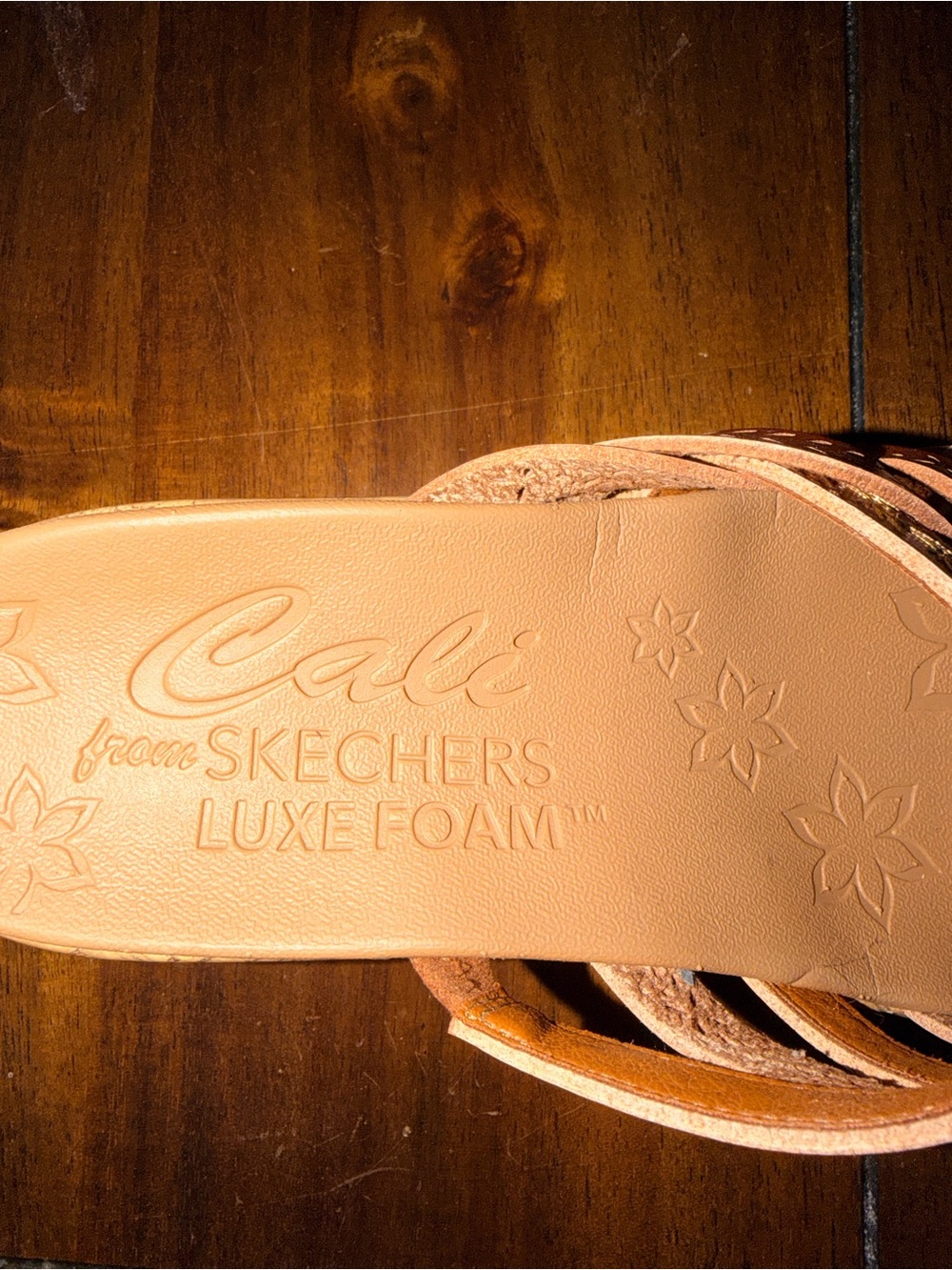 Women’s Skechers Luxe Foam Tan Leather Wedge Sandals - Sz 8. Worn twice. - Picture 5 of 5